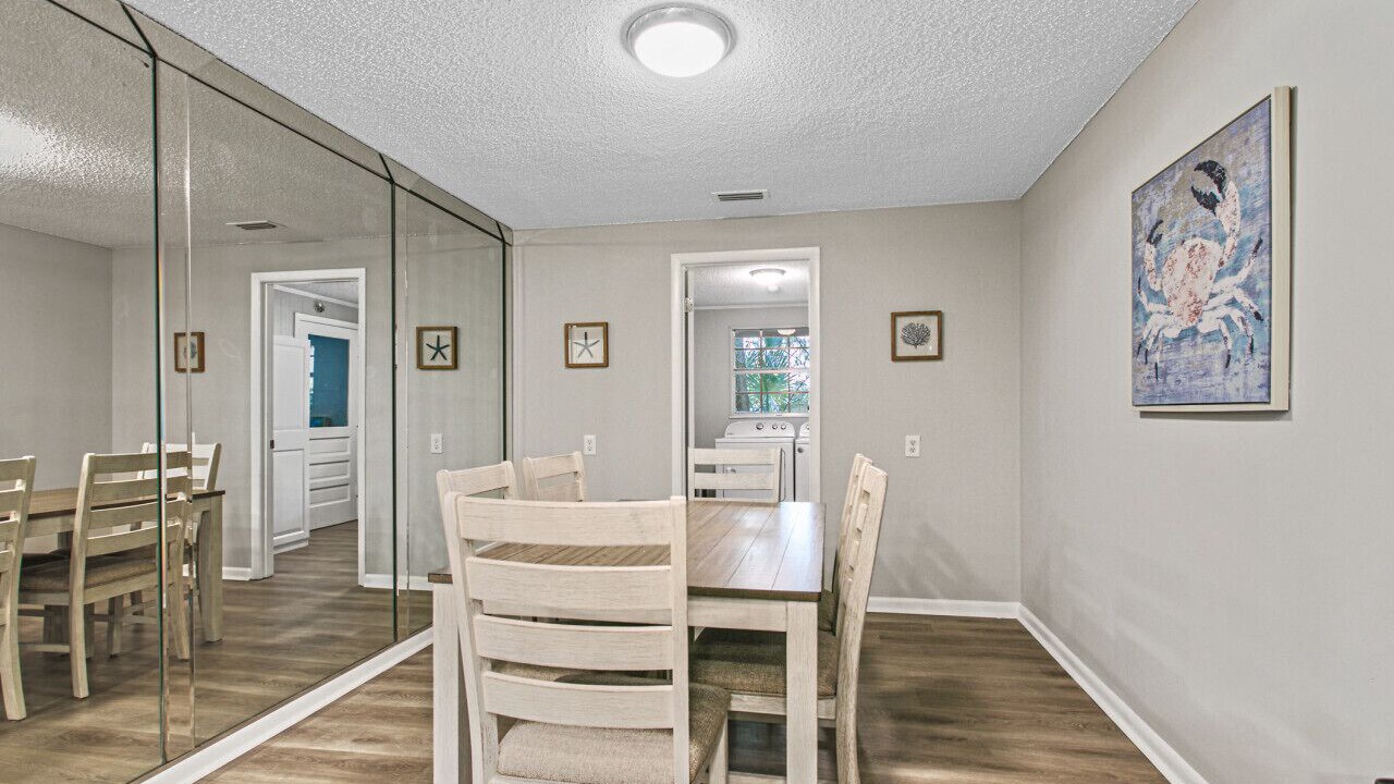 Photo of Livingroom in Arlington