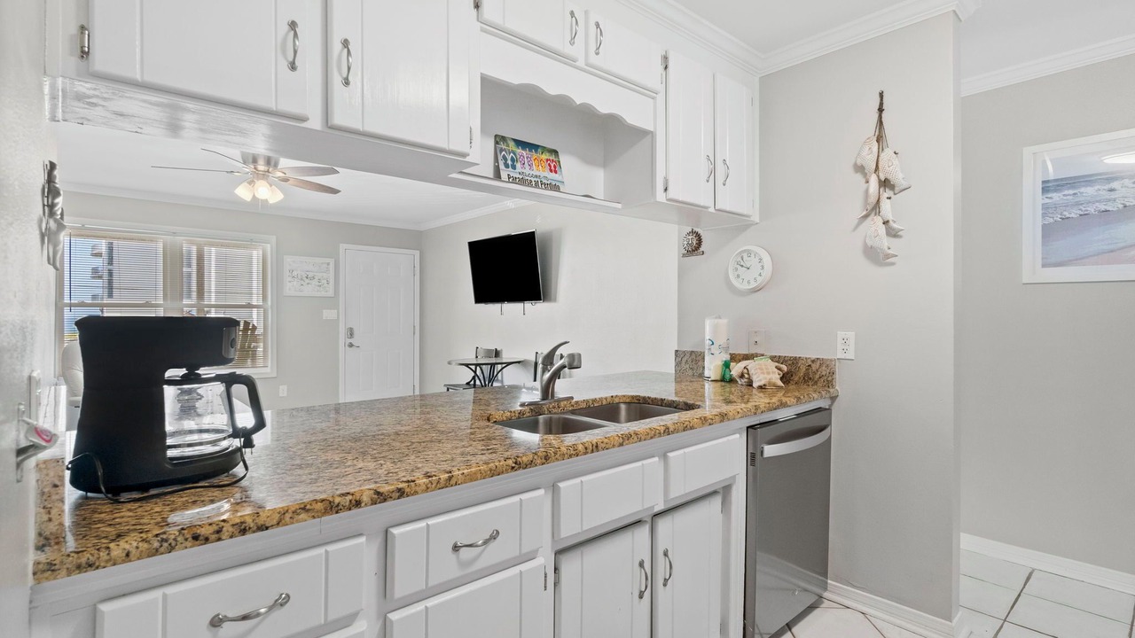 Photo of Kitchen in Ono Island