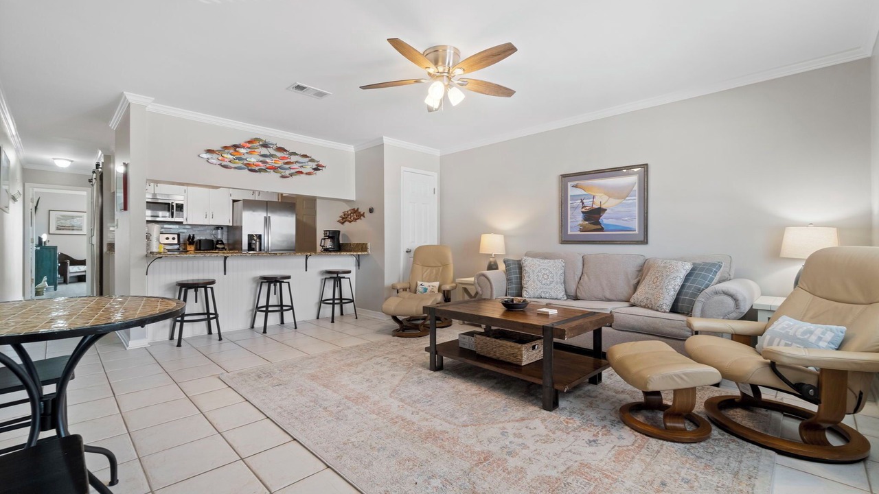 Photo of Livingroom in Ono Island
