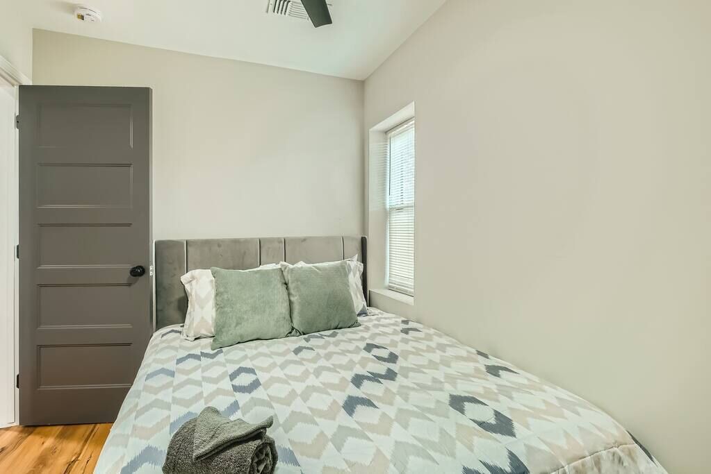 Photo of Bedroom in Pittsburgh