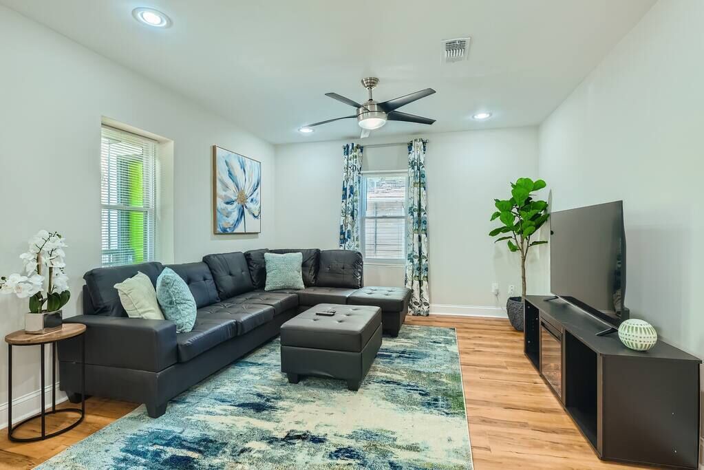 Photo of Livingroom in Pittsburgh