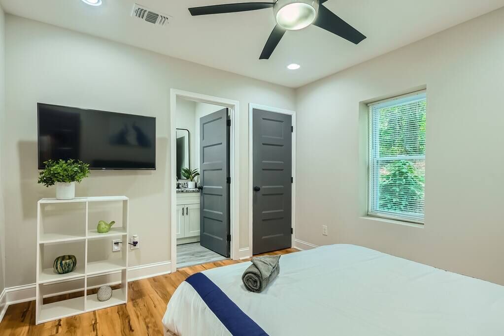 Photo of Bedroom in Pittsburgh