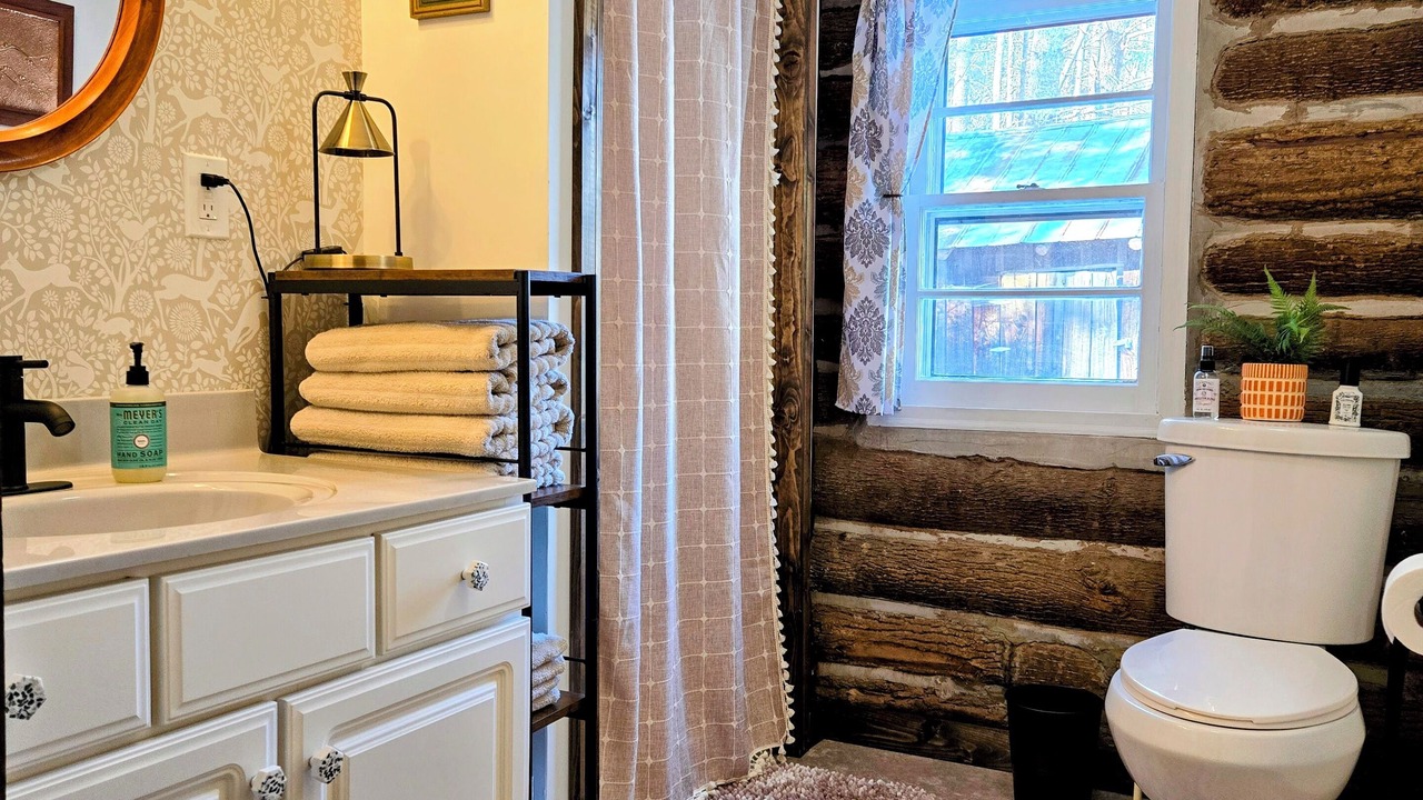 Photo of Bathroom in Spruce Pine