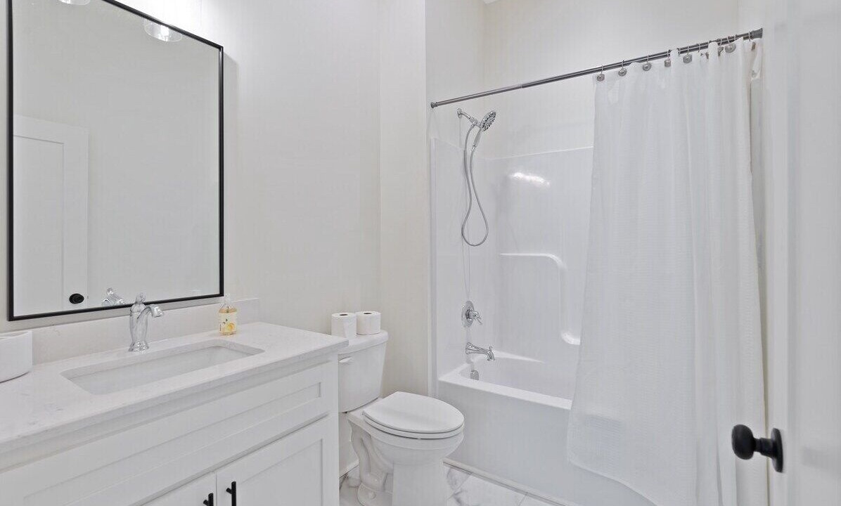 Photo of Bathroom in Guntersville