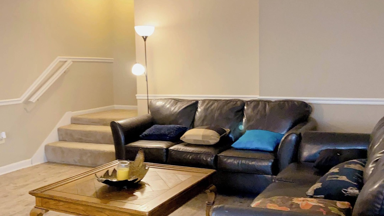 Photo of Livingroom in Huntsville