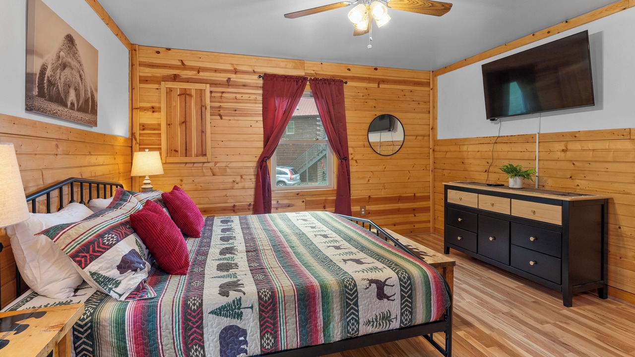 Photo of Bedroom in Maggie Valley