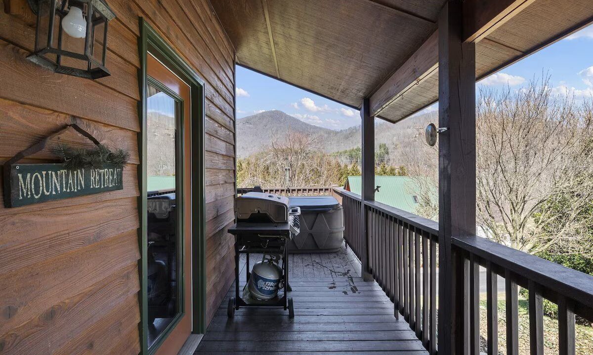 Photo of Patio Balcony in Maggie Valley