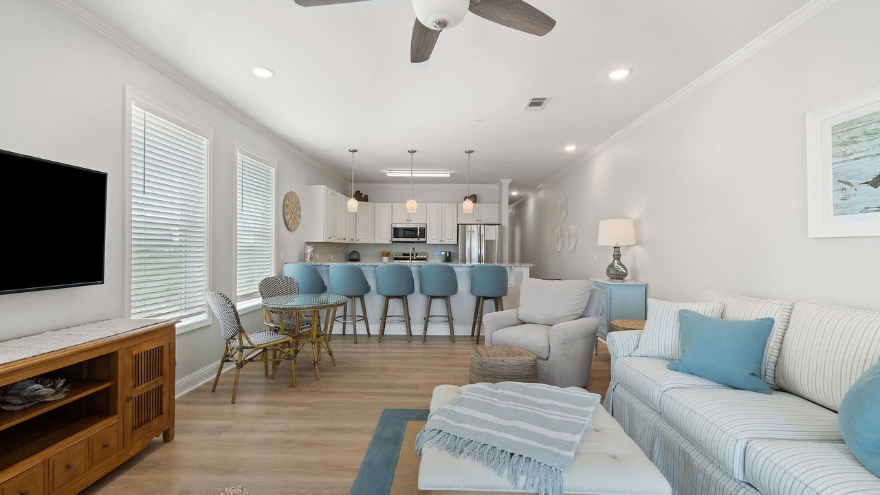 Photo of Livingroom in Ono Island