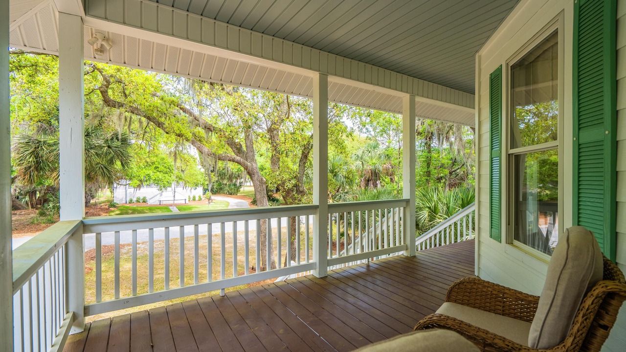 Photo of Patio Balcony in Edisto Island