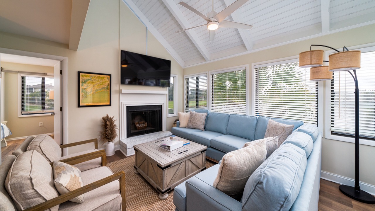 Photo of Livingroom in Sealoft Villas