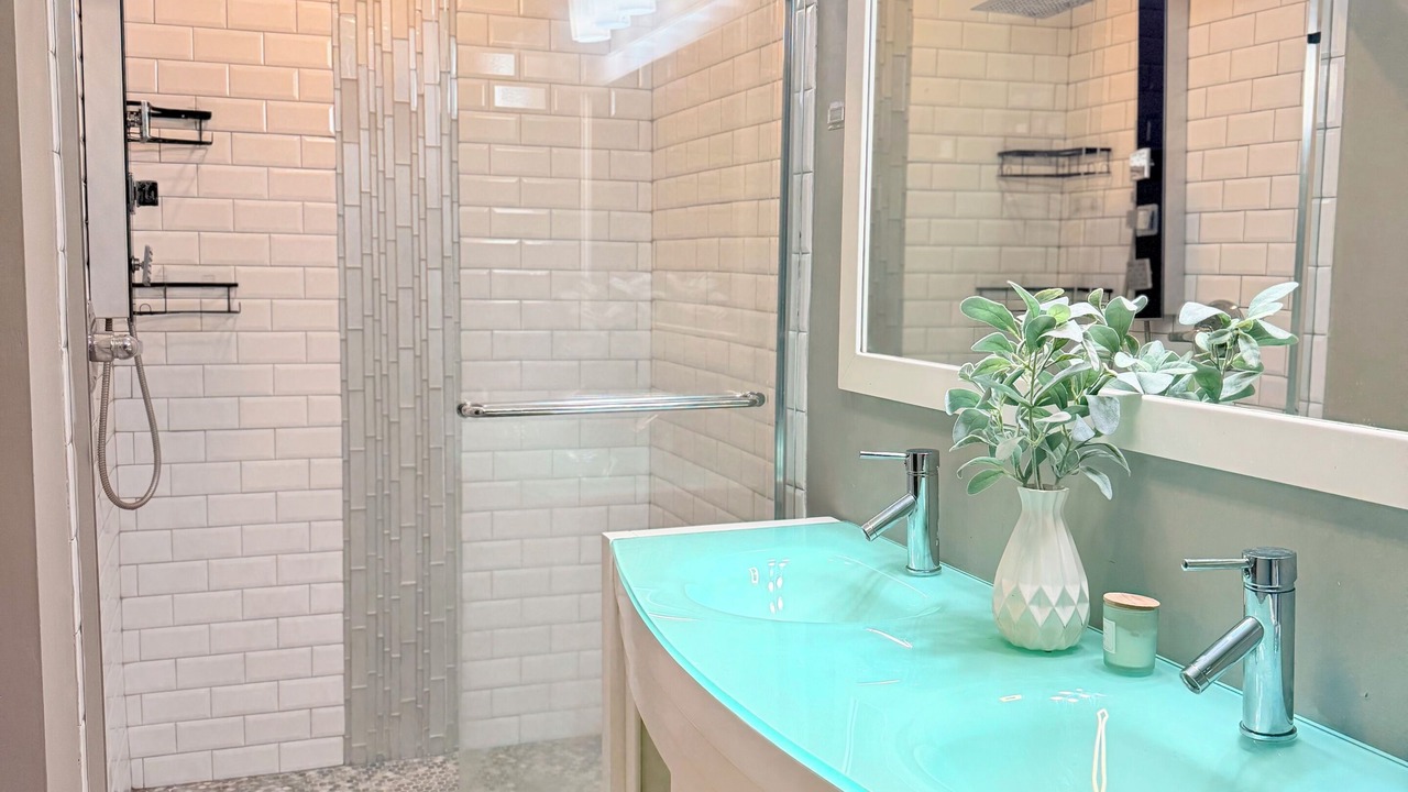 Photo of Bathroom in East Point