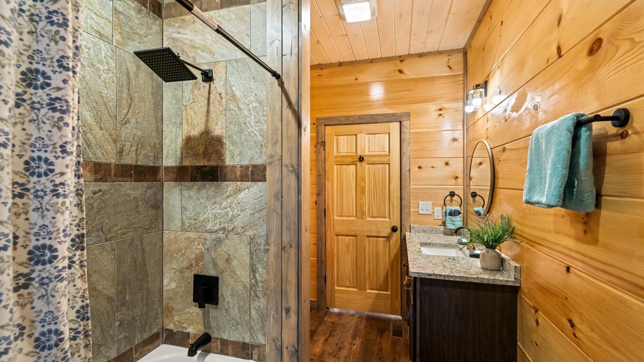 Photo of Bathroom in Sevierville