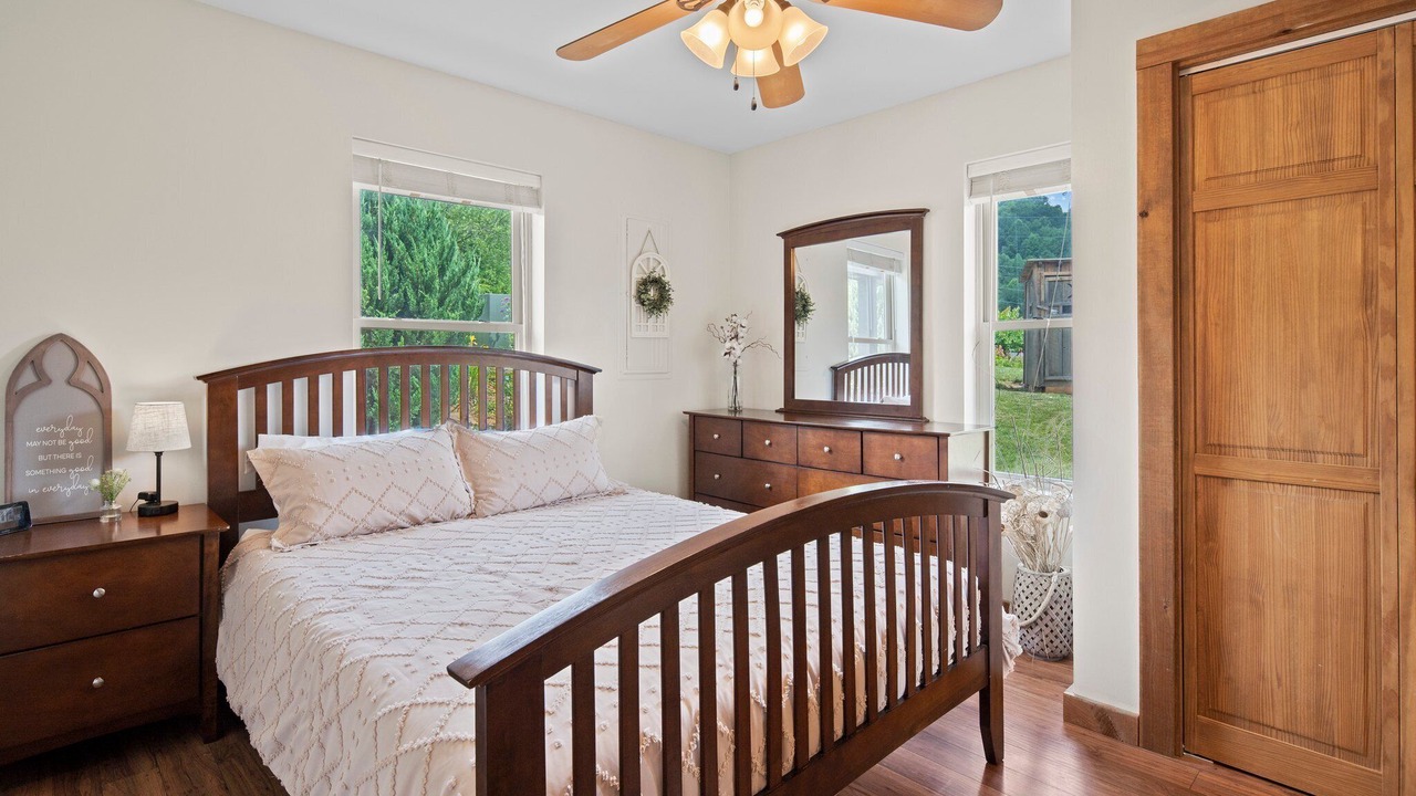 Photo of Bedroom in Waynesville