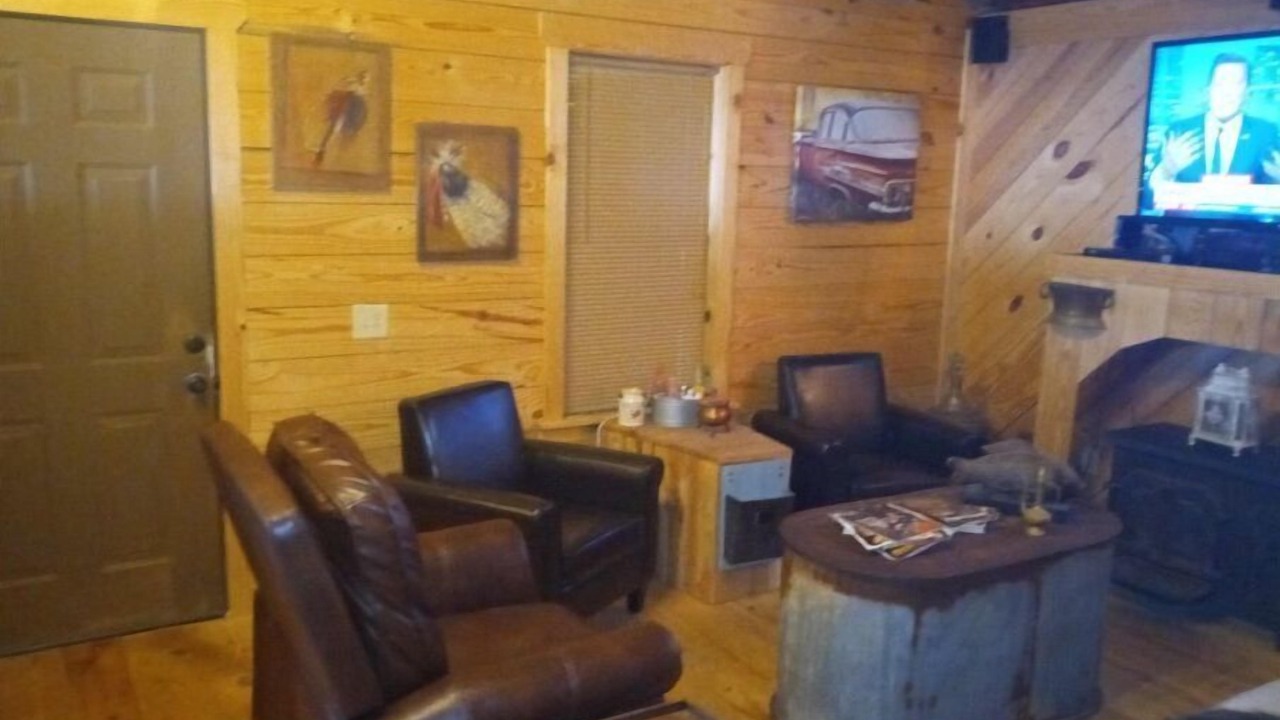 Photo of Bedroom in Guntersville