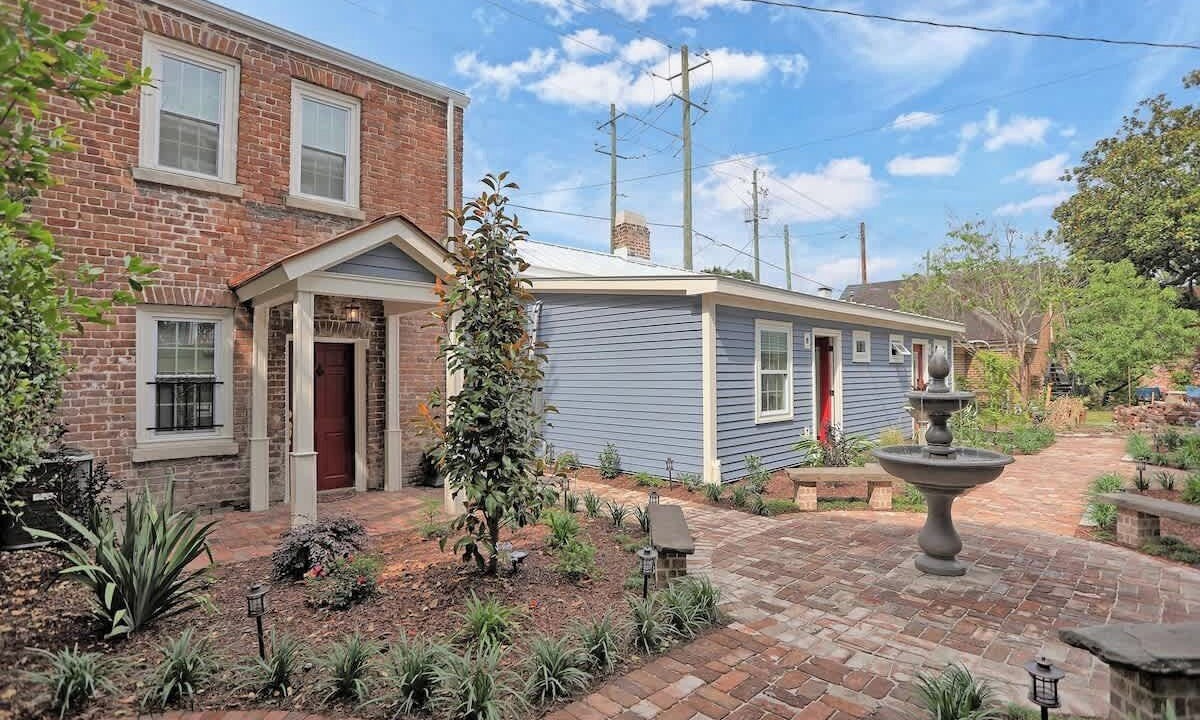 Photo of Outdoor in Historic District - North
