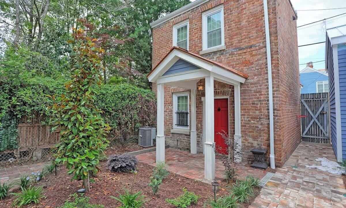 Photo of Outdoor in Historic District - North