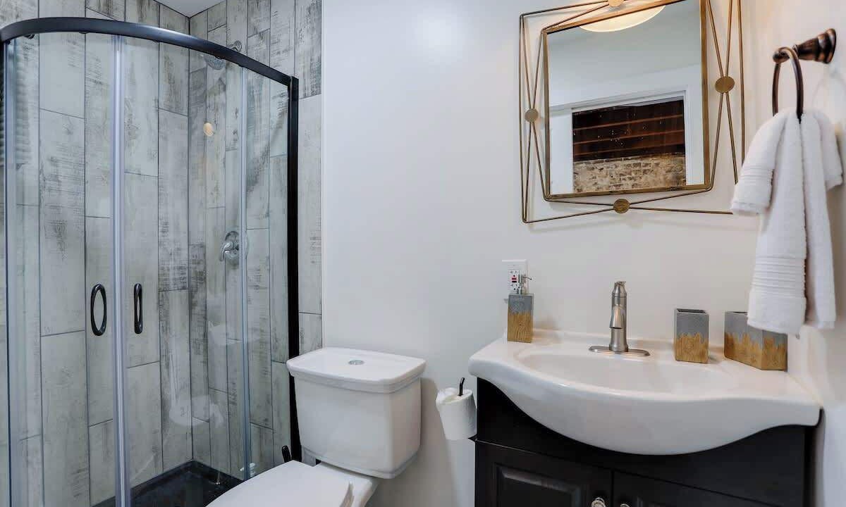 Photo of Bathroom in Historic District - North