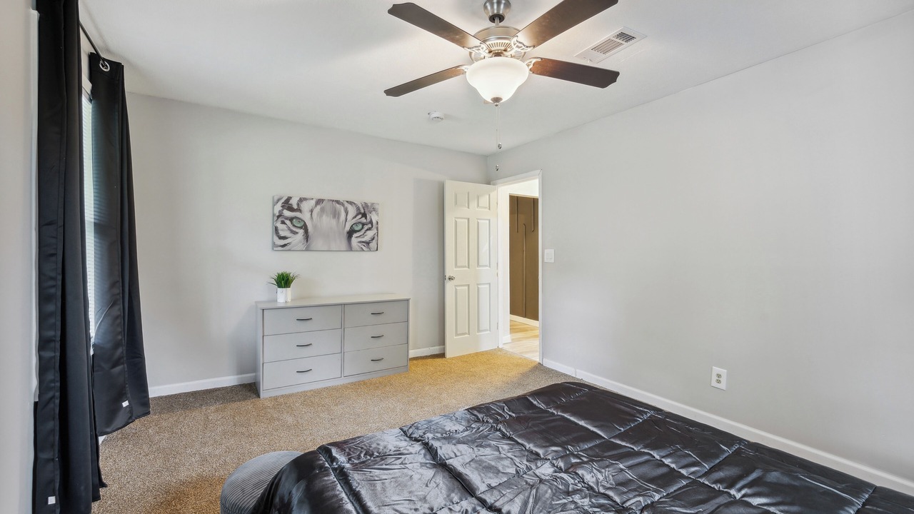 Photo of Bedroom in Macon