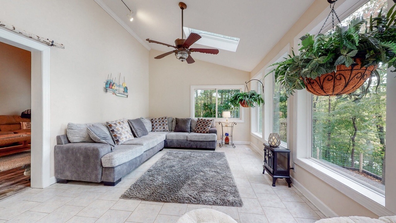 Photo of Livingroom in Estill Springs