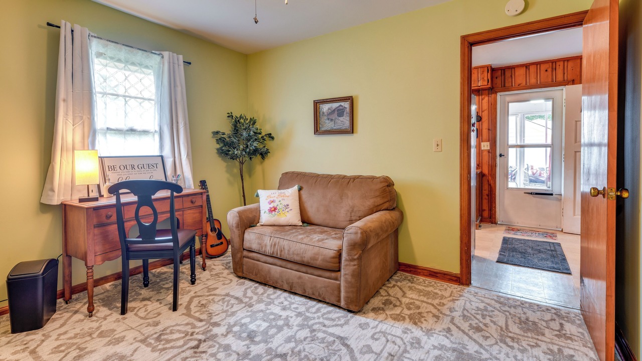 Photo of Livingroom in Douglasville