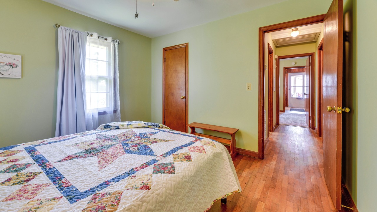 Photo of Bedroom in Douglasville
