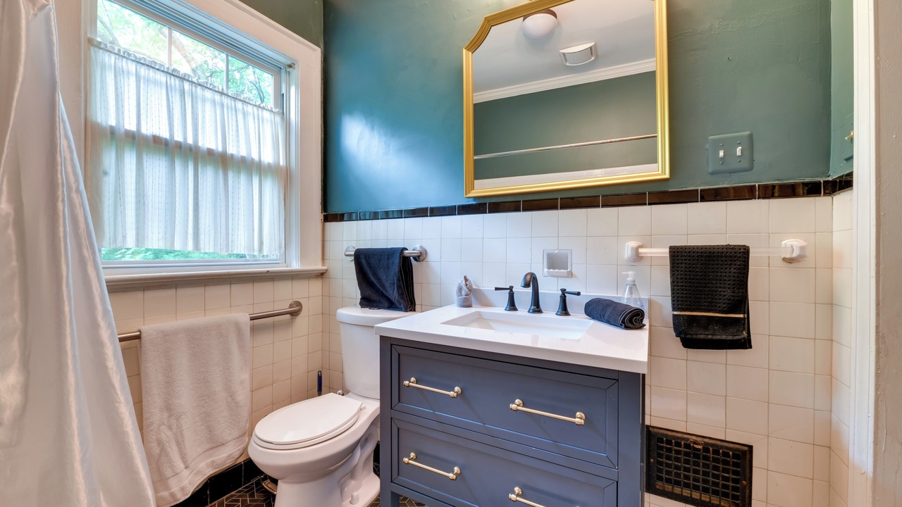 Photo of Bathroom in Atlanta