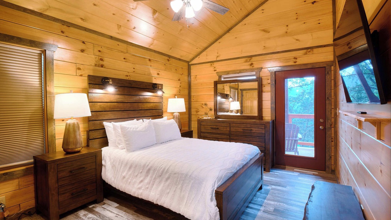 Photo of Bedroom in Sevierville