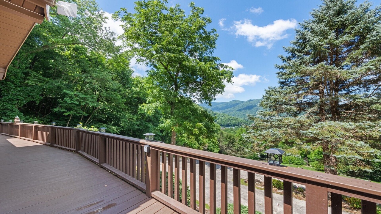Photo of Others in Maggie Valley