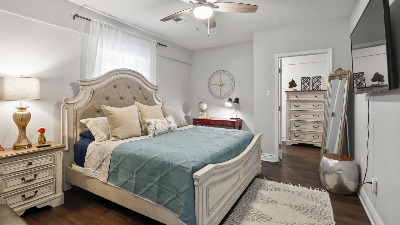 Photo of Bedroom in Long Beach