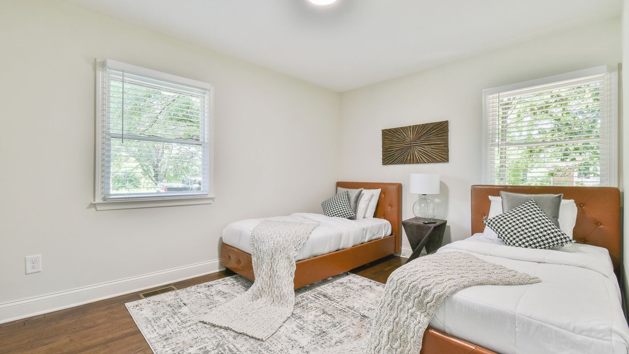 Photo of Bedroom in Addison Heights