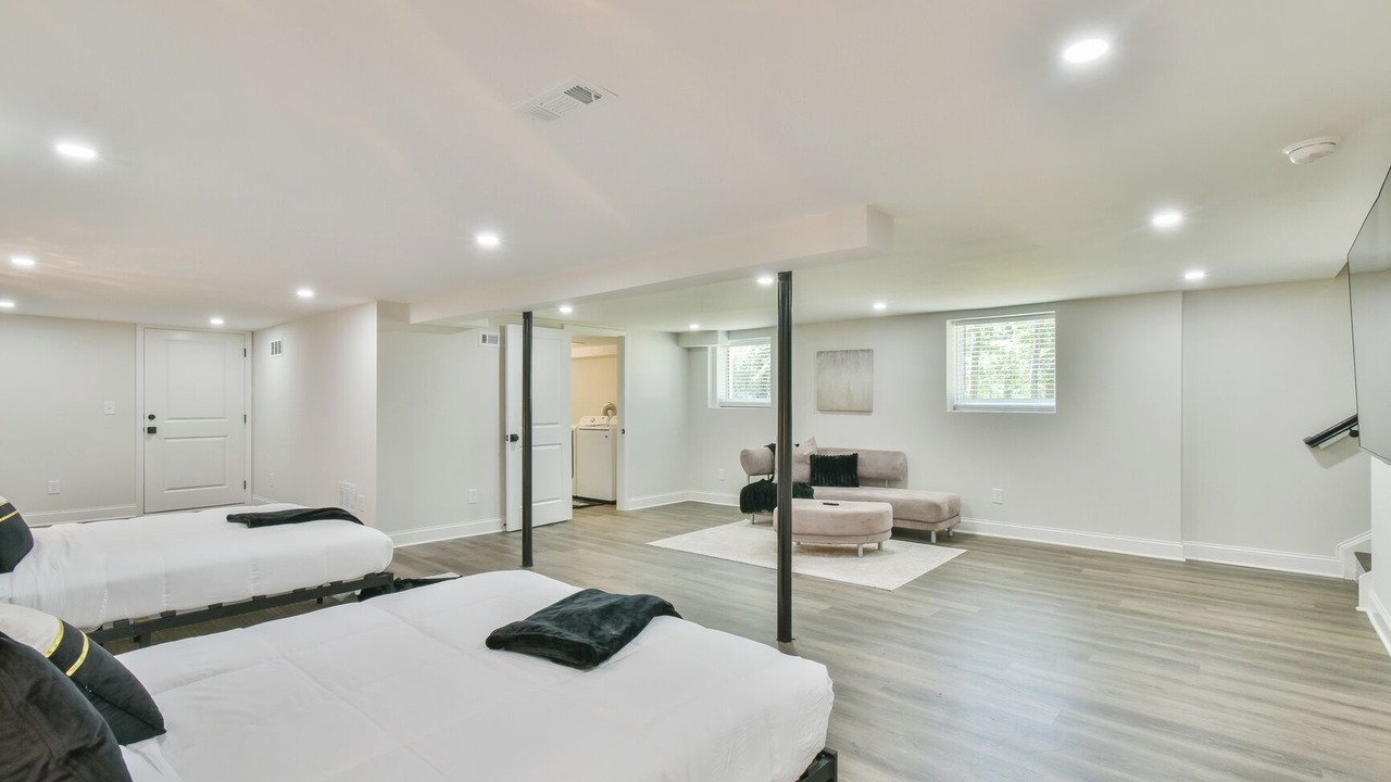 Photo of Bedroom in Addison Heights