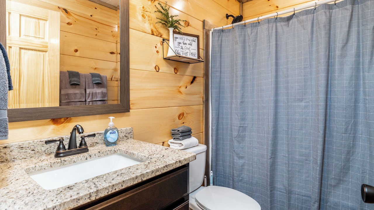 Photo of Bathroom in Sevierville