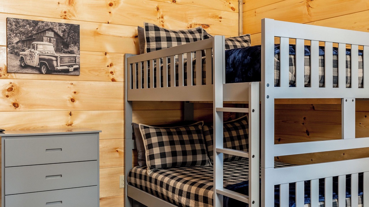 Photo of Bedroom in Sevierville