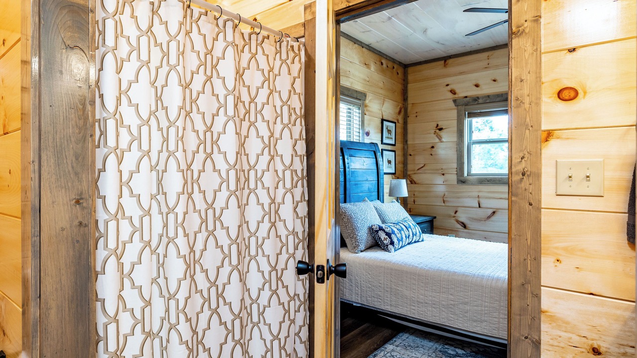 Photo of Bedroom in Sevierville