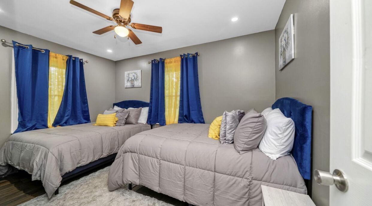 Photo of Bedroom in Normal
