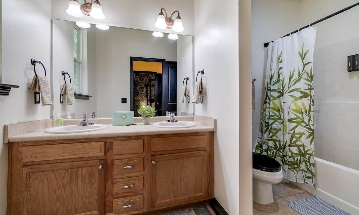 Photo of Bathroom in Pooler