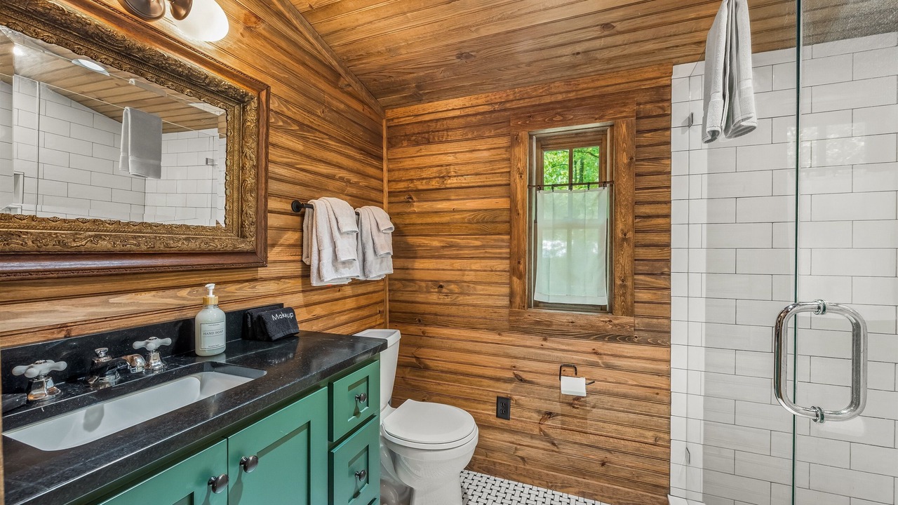 Photo of Bathroom in Mentone