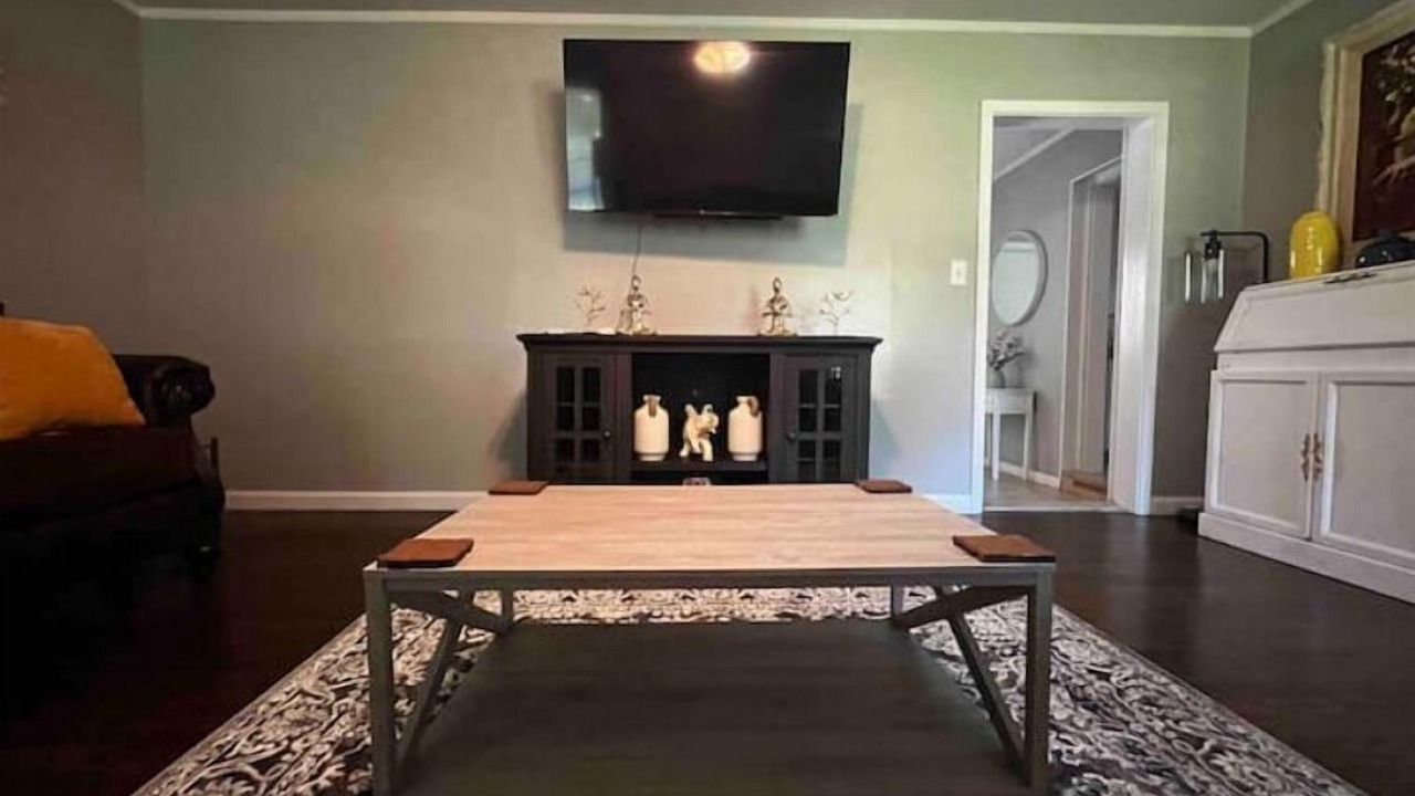 Photo of Livingroom in Valdosta