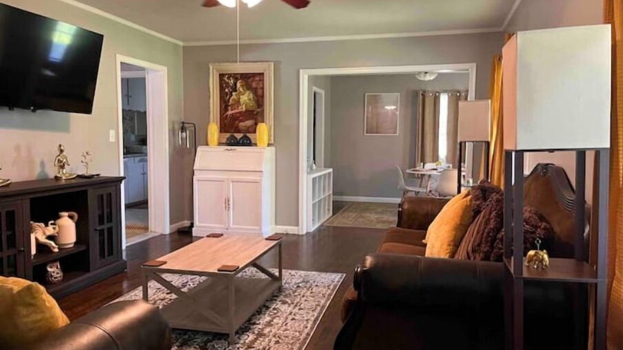 Photo of Livingroom in Valdosta