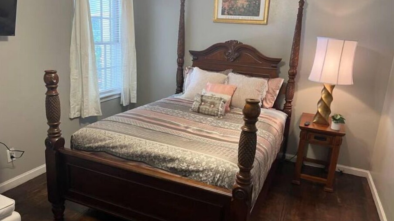 Photo of Bedroom in Valdosta