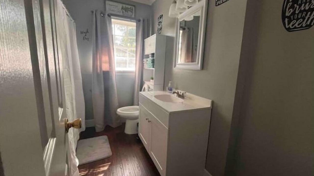Photo of Bathroom in Valdosta