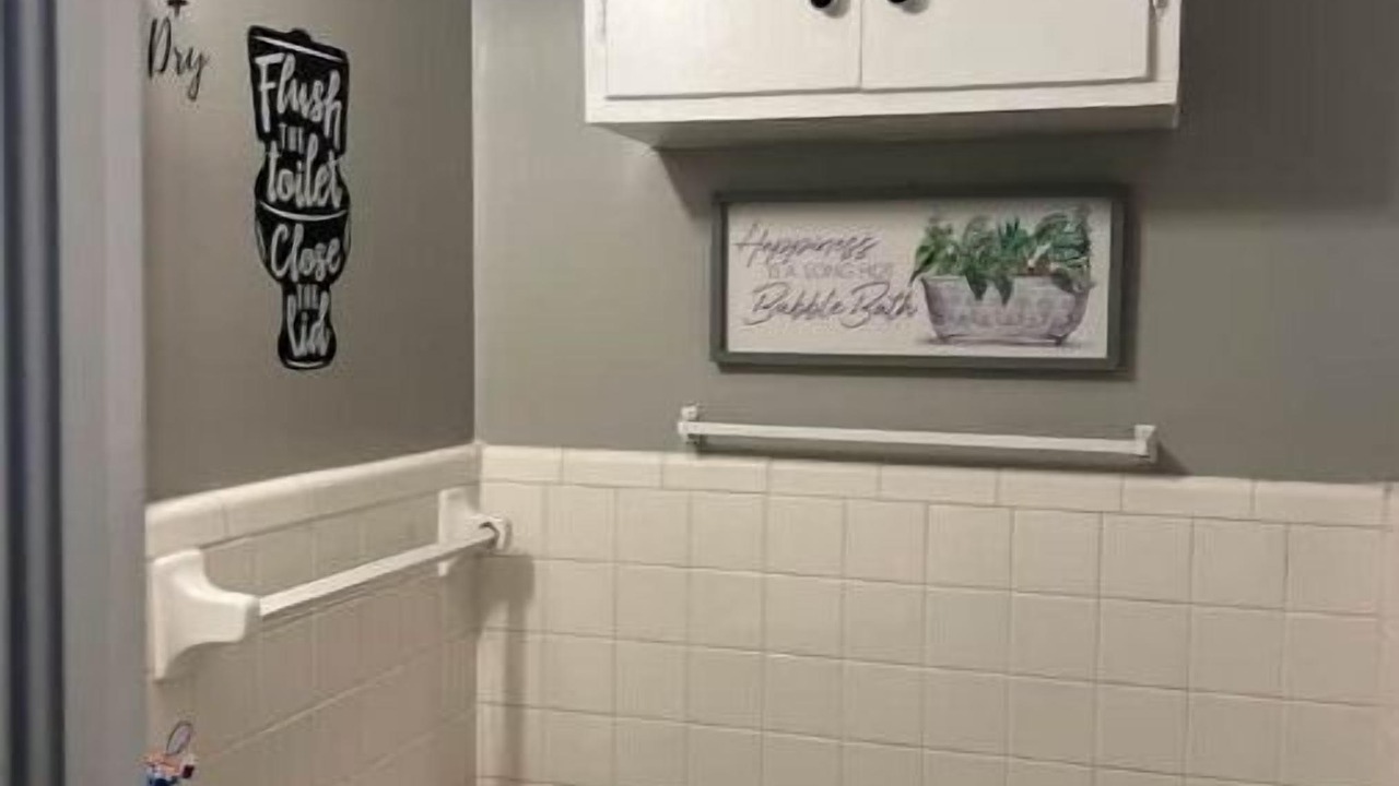 Photo of Bathroom in Valdosta