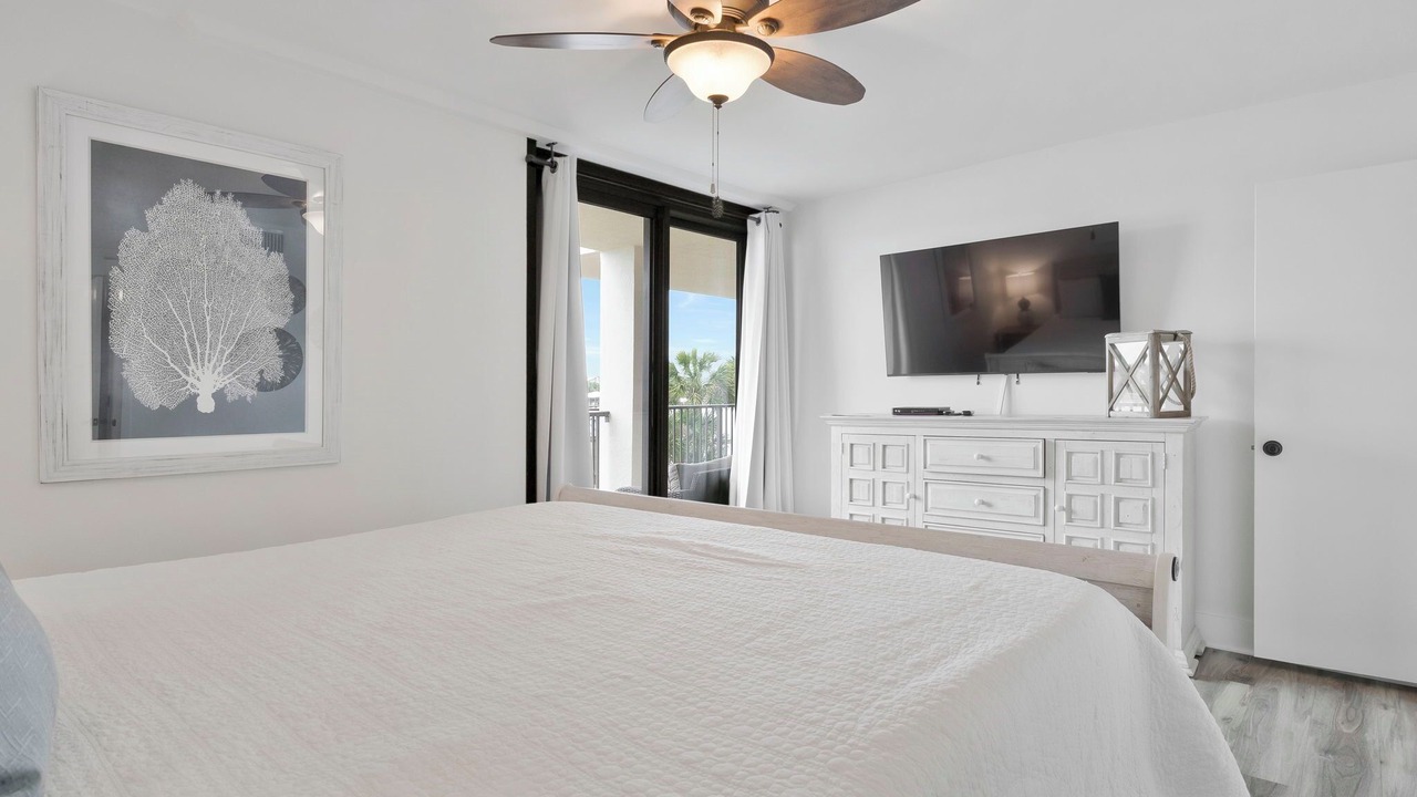 Photo of Bedroom in Orange Beach East
