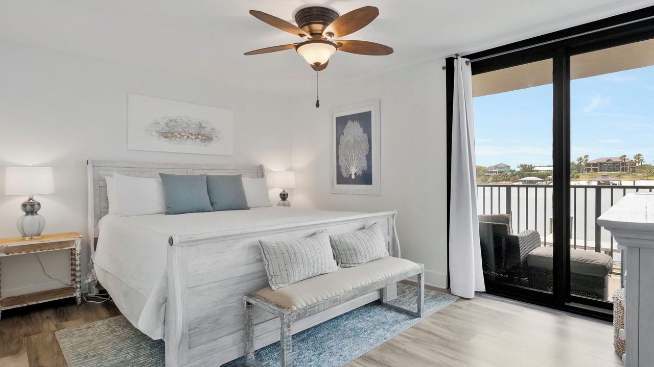 Photo of Bedroom in Orange Beach East