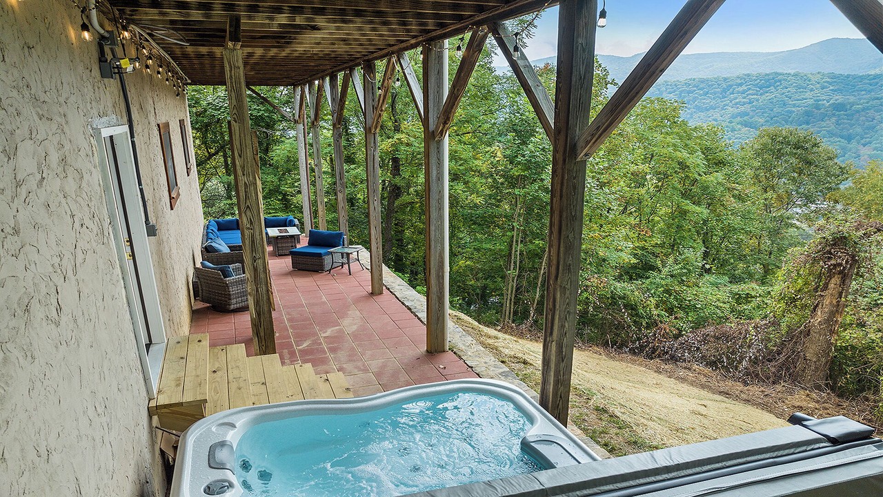 Photo of Patio Balcony in Maggie Valley