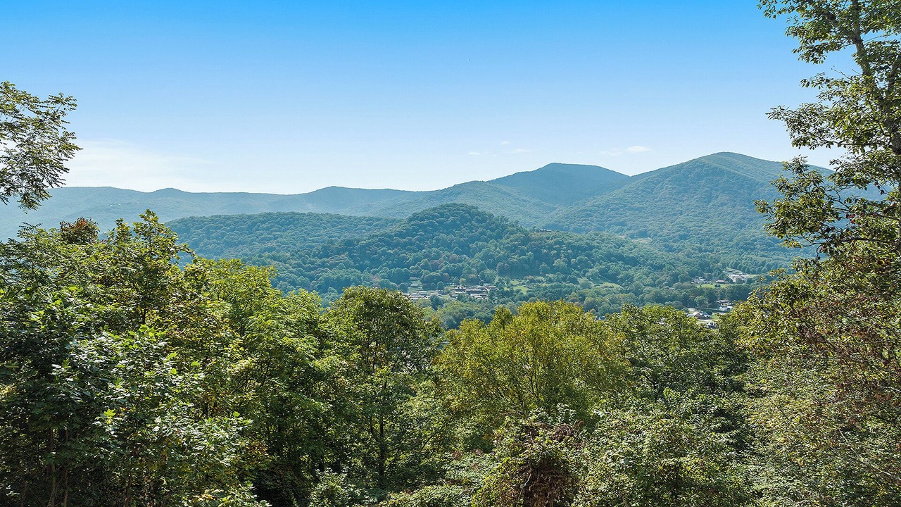 Photo of Others in Maggie Valley