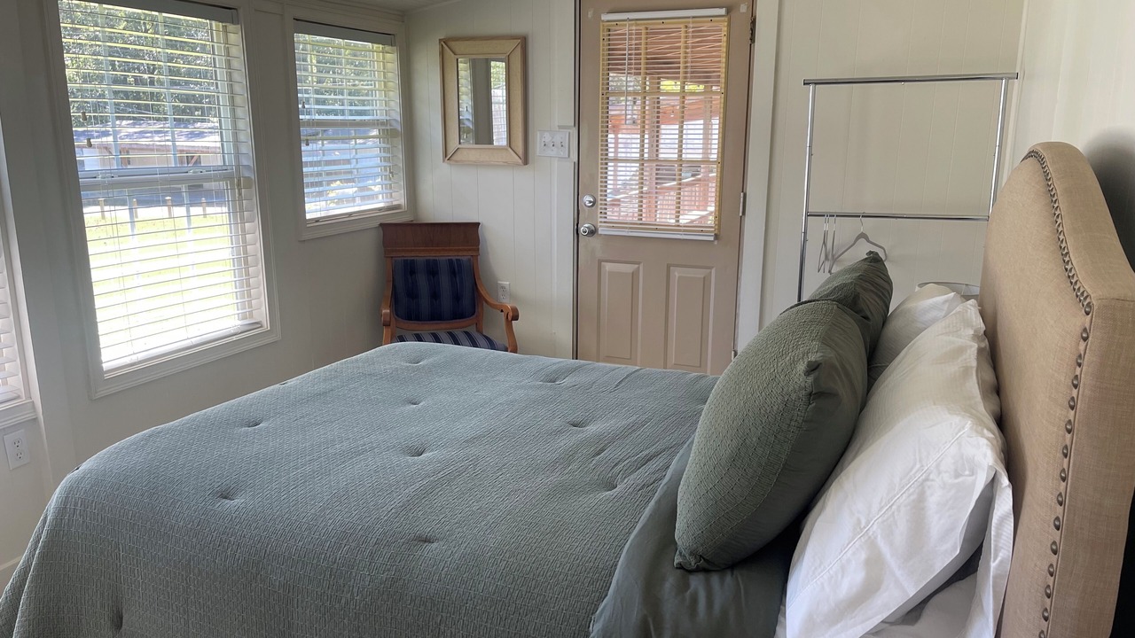Photo of Bedroom in Guntersville