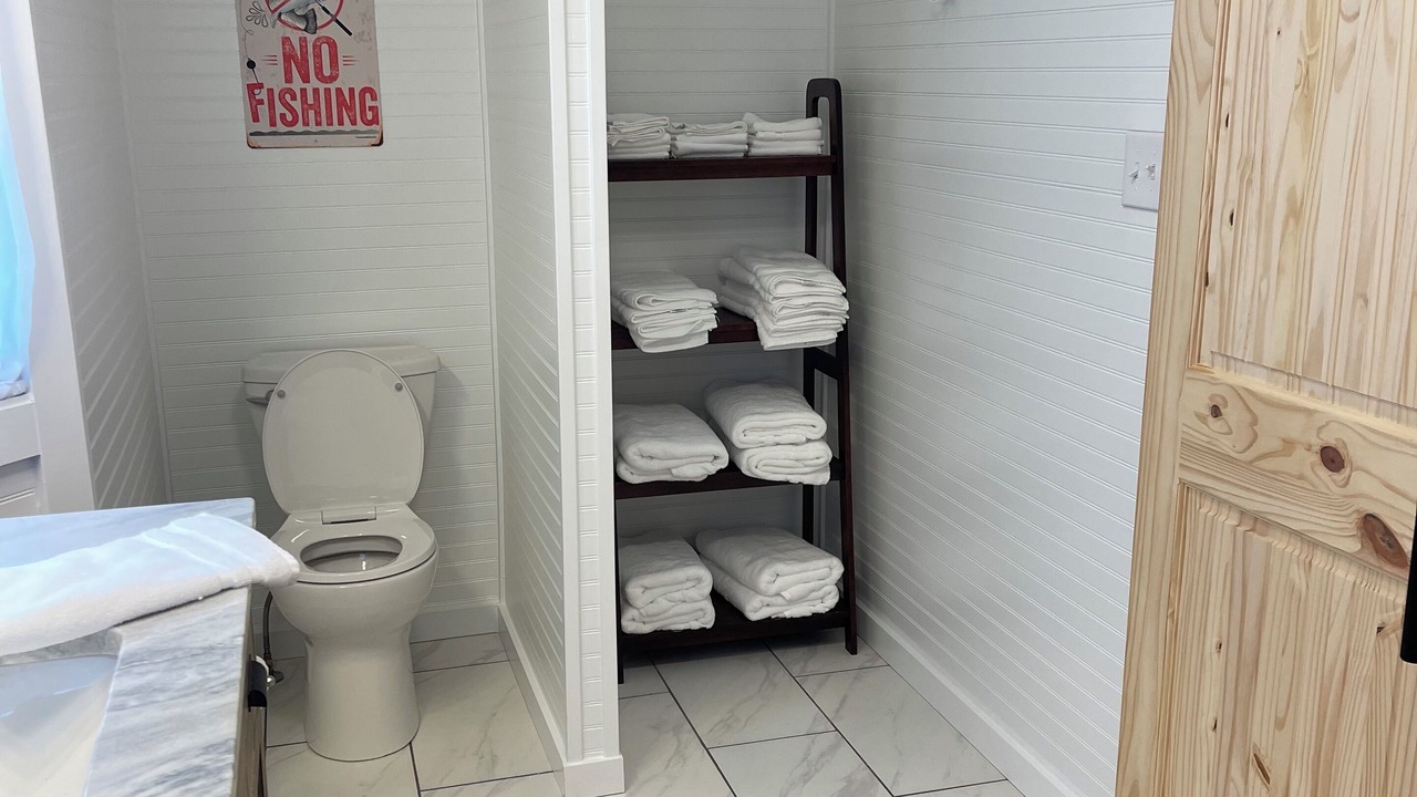 Photo of Bathroom in Guntersville