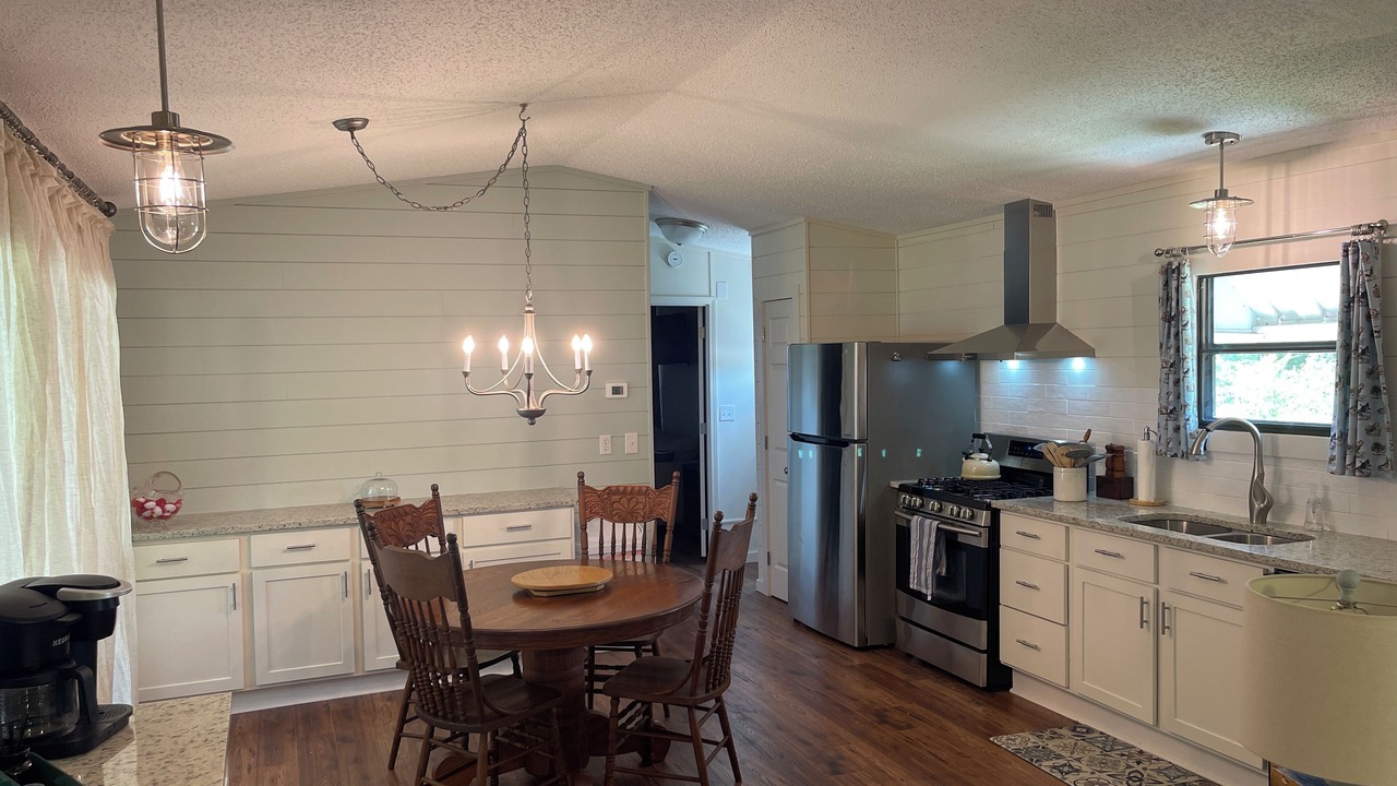 Photo of Kitchen in Guntersville