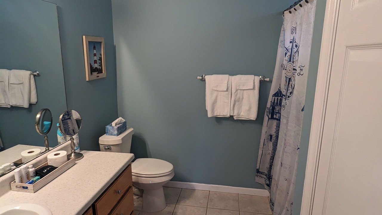 Photo of Bathroom in Dock Junction